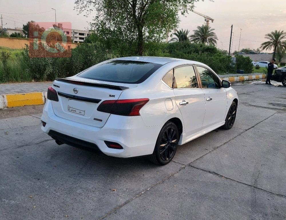 نيسان سنترا